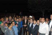 جلسه دکتر عزیزی و برخی مدیران کل استان و مسئولین شهرستانی در روستای زوارم و کارخانه قند شیروان
