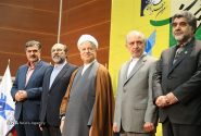 حضور دکتر عزیزی در سومین جشنواره فرهیختگان